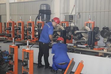 Wuxi Tonghe Machinery Co., Ltd dây chuyền sản xuất của nhà sản xuất