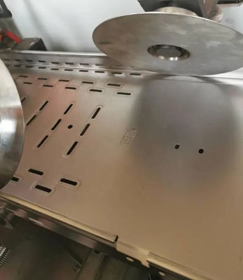 Mua 1m/Min - 30m/Min Máy tạo cuộn Cable Tray Cable Tray Making Machine OEM online manufacture