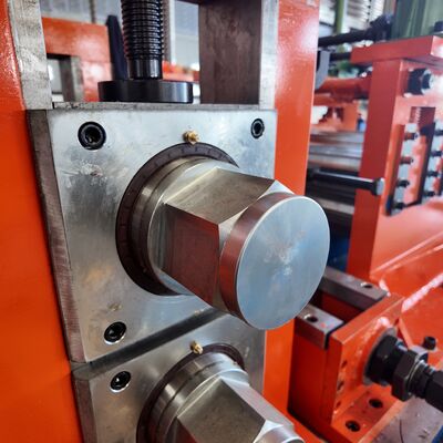 Cần bán máy tạo khung giá đỡ tự động